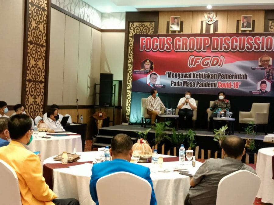 Di Hadapan Kasat Intel Sulsel, Azhar Arsyad Sebut Pentingnya Pengawasan dan Penegakan Hukum di Masa Pandemi